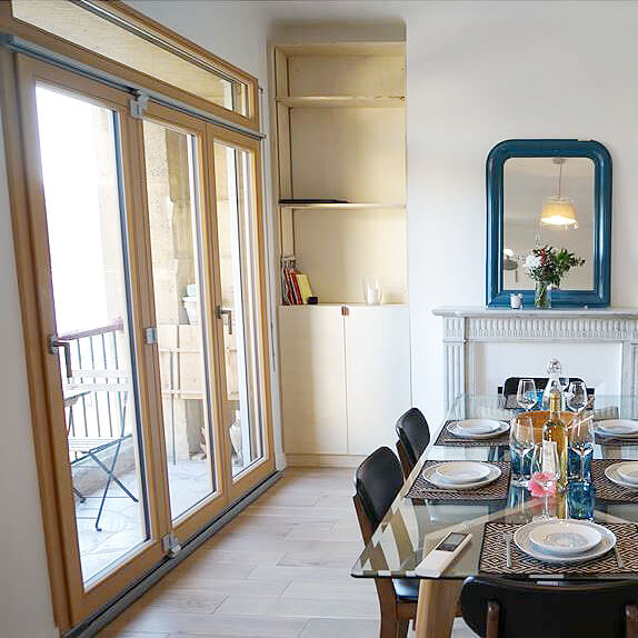 Closed wooden folding sliding door