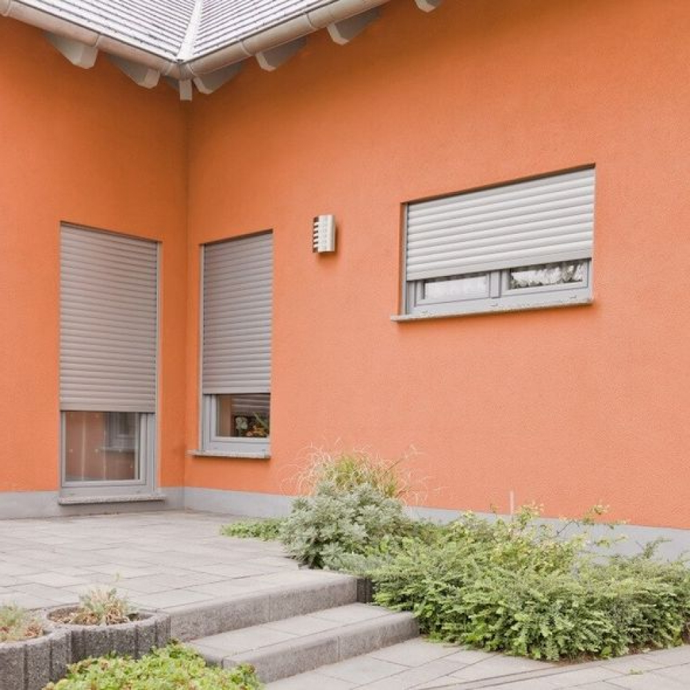Made-to-measure top-mounted roller shutters of various sizes.