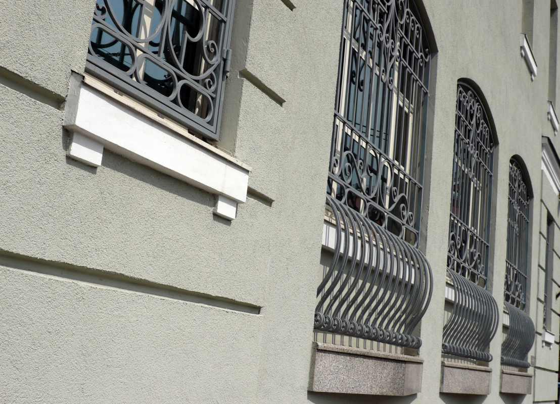 Window security bars