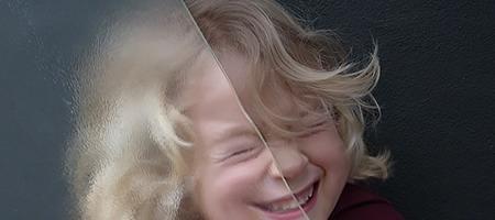 Blurred view through Chinchilla structural glass