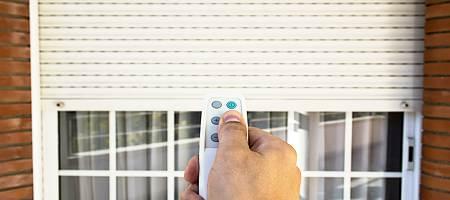Roller blinds with electric remote