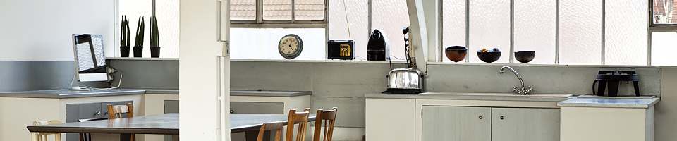 Kitchen with fixed opaque glazing